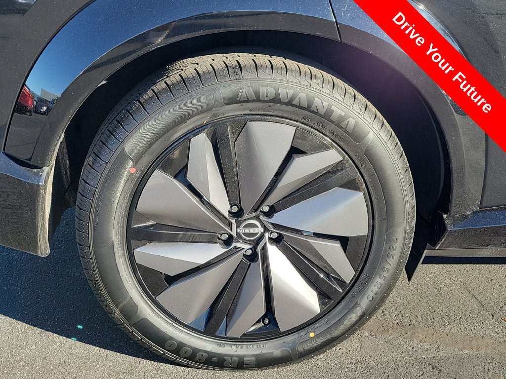 Used 2024 Nissan Ariya FWD image 29