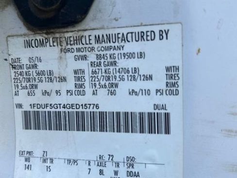 Used 2016 Ford F550 2WD Regular Cab Super Duty image 20