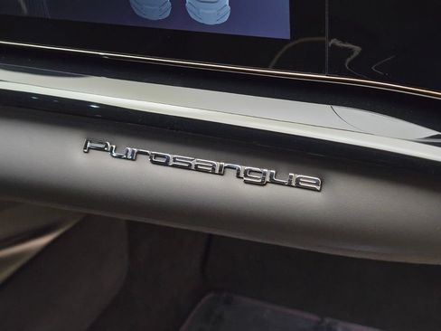 Used 2025 Ferrari Purosangue AWD/4WD image 26