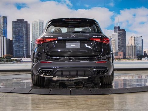 Certified 2025 Mercedes-Benz GLC 43 AMG 4MATIC image 11