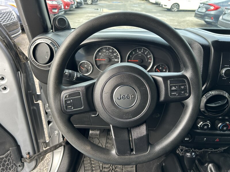 Used 2013 Jeep Wrangler Unlimited Sport AWD/4WD image 13