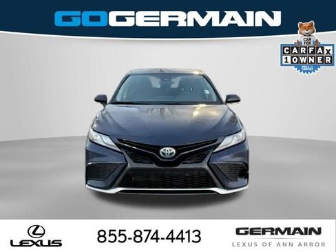 Used 2022 Toyota Camry XSE image 11