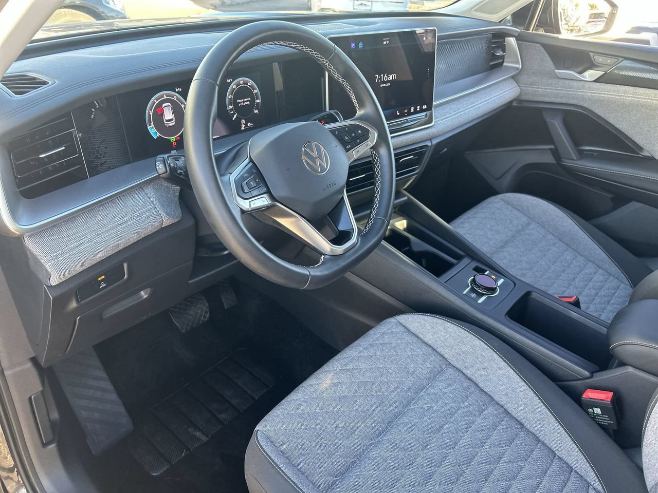 Certified 2026 Volkswagen Tiguan S FWD image 15