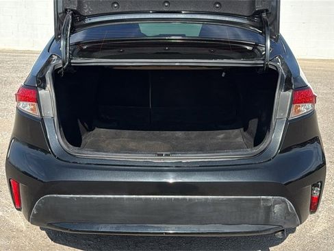 Used 2020 Toyota Corolla LE image 21