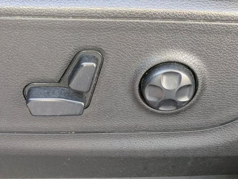 Used 2019 RAM 1500 Big Horn image 16