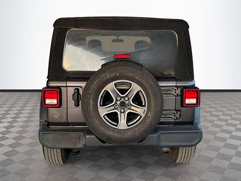 Used 2022 Jeep Wrangler Unlimited Sport AWD/4WD image 7