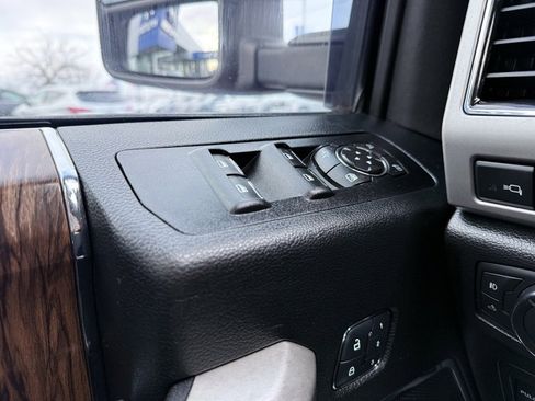 Used 2018 Ford F150 Lariat w/ Equipment Group 502A Luxury image 12