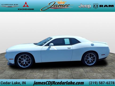 Used 2022 Dodge Challenger GT RWD image 2