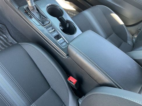 Certified 2025 Honda Civic Sport image 20