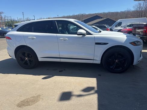 Used 2017 Jaguar F-PACE R-Sport AWD/4WD image 9