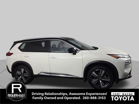 Used 2021 Nissan Rogue Platinum AWD/4WD image 5