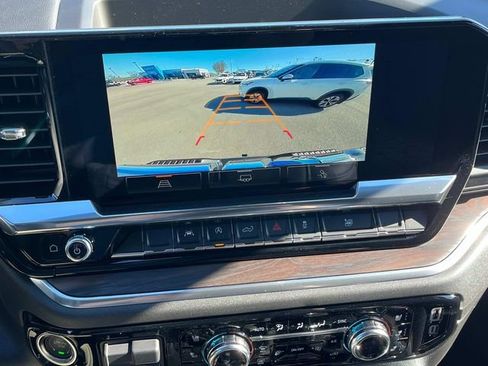 New 2025 GMC Sierra 1500 SLT w/ SLT Convenience Package image 26