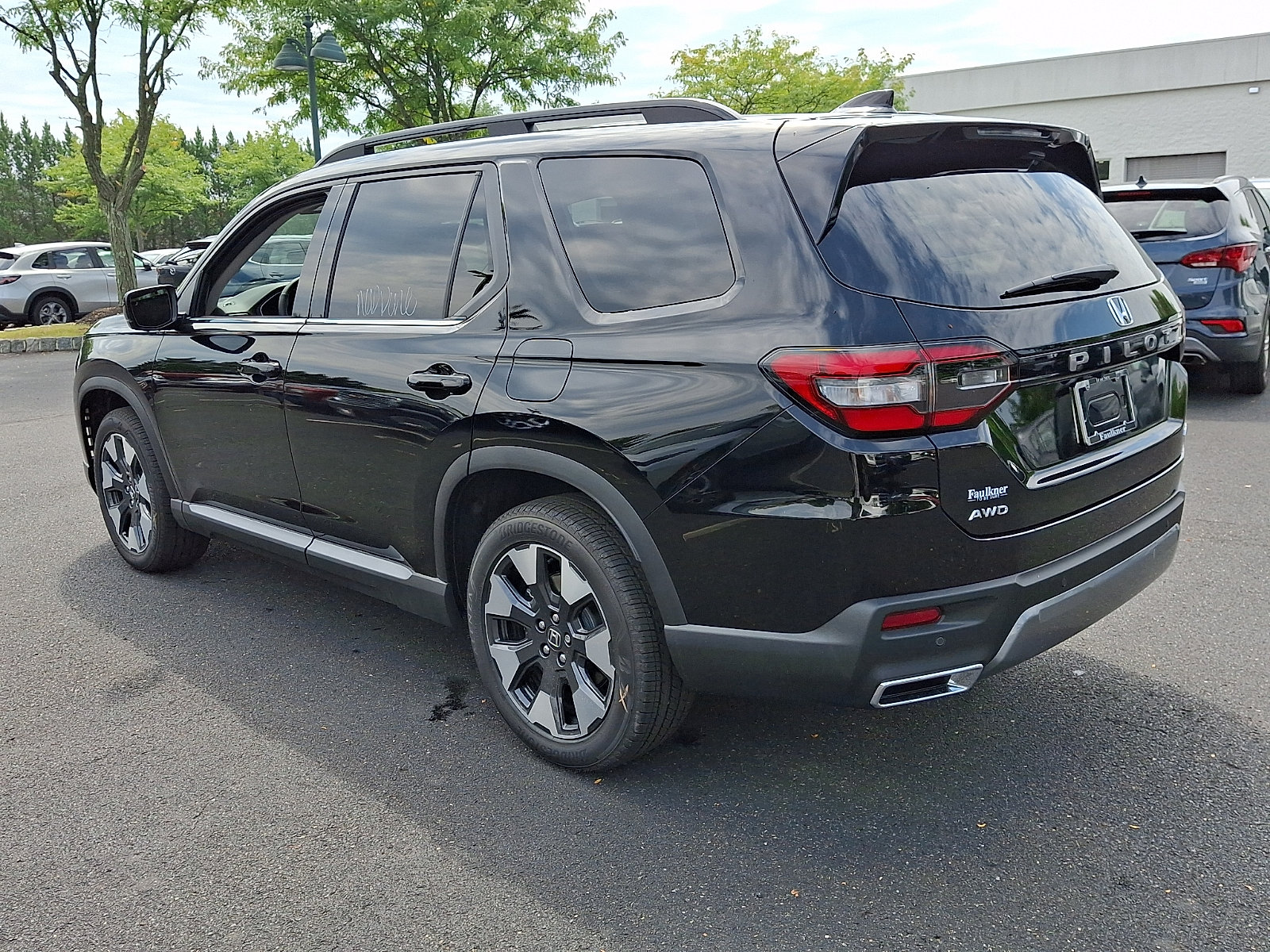 New 2026 Honda Pilot Elite image 3