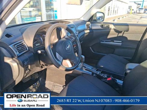 Used 2011 Subaru Forester 2.5X image 12