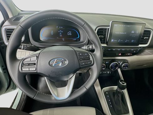 New 2026 Hyundai Venue SEL FWD image 10
