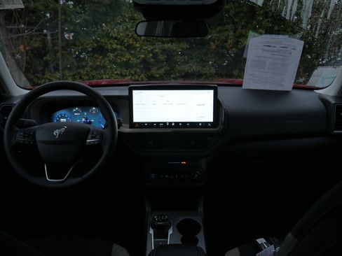 Certified 2025 Ford Bronco Sport Big Bend w/ Convenience Package image 10