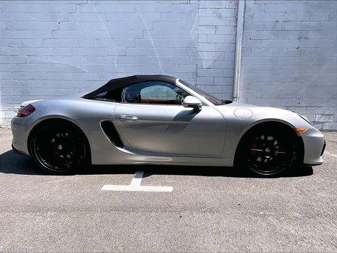 Certified 2016 Porsche Boxster Spyder RWD image 6