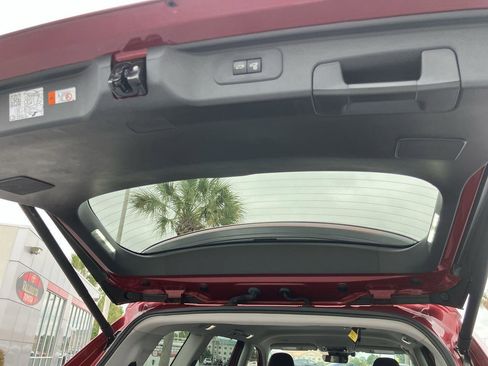 Certified 2024 Toyota Grand Highlander FWD image 27