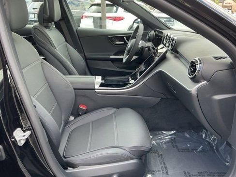 New 2025 Mercedes-Benz C 300 4MATIC Sedan image 19