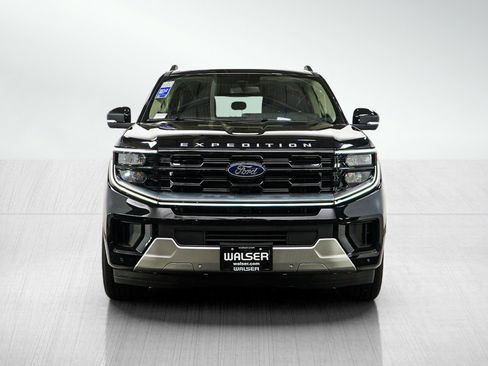 Used 2025 Ford Expedition Max Platinum AWD/4WD image 9