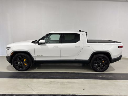 Used 2022 Rivian R1T Adventure AWD/4WD image 2