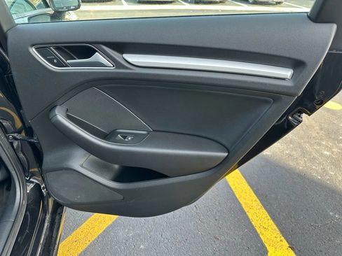 Used 2018 Audi A3 2.0T Premium image 25