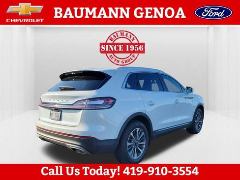 Used 2021 Lincoln Nautilus FWD w/ Equipment Group 101A image 5