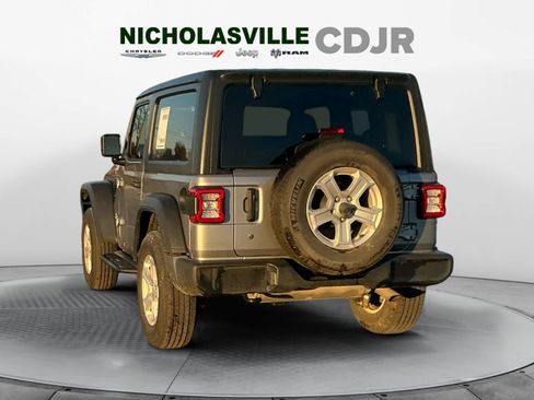 Used 2020 Jeep Wrangler Sport image 2