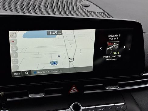 Used 2023 Hyundai Elantra Limited image 17