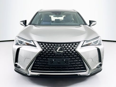 Used 2019 Lexus UX 200 F Sport image 2