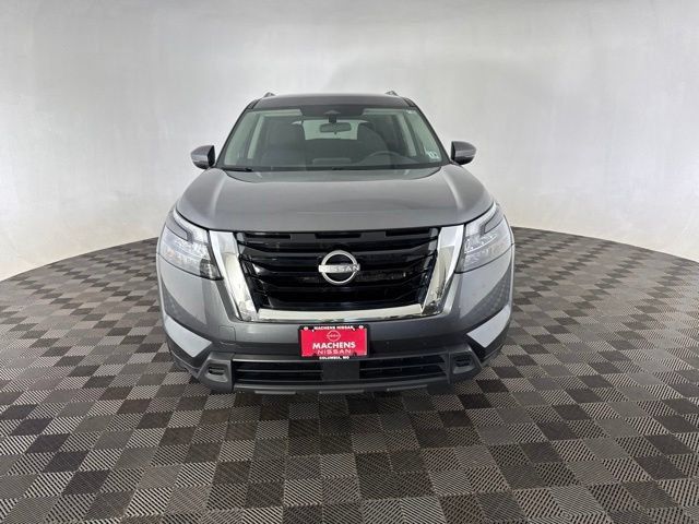 Certified 2025 Nissan Pathfinder SV AWD/4WD image 2