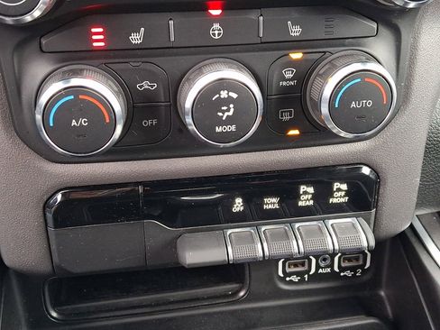 Used 2021 RAM 1500 Big Horn image 16