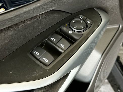 New 2026 Chevrolet Trax RS w/ Driver Confidence Package image 18