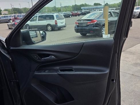 Used 2018 Chevrolet Equinox LT w/ LPO, Cargo Package image 16