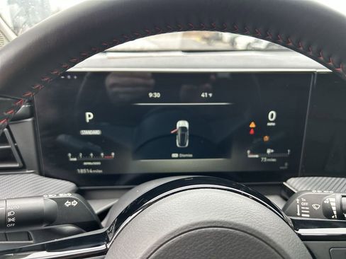 Used 2025 Nissan Kicks SR AWD/4WD image 21
