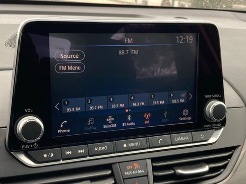 Used 2025 Nissan Altima 2.5 SV image 22