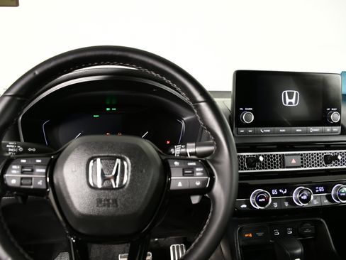 Certified 2025 Honda Civic Sport image 16