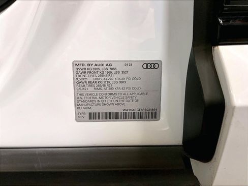 Certified 2023 Audi e-tron Chronos w/ Chronos Package AWD/4WD image 35