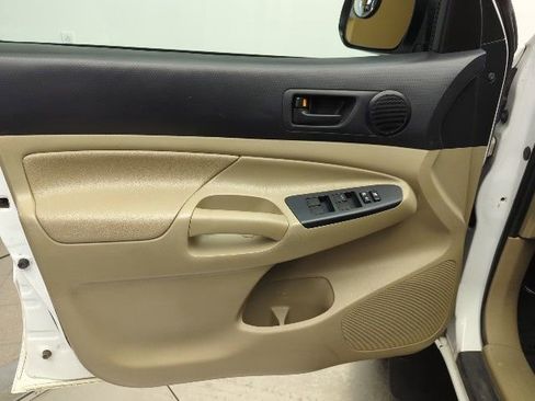 Used 2012 Toyota Tacoma 4x4 Double Cab image 12