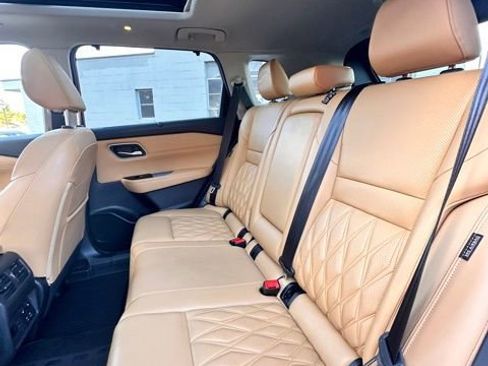 Certified 2023 Nissan Rogue Platinum w/ Platinum Premium Package image 30