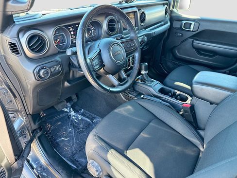 Used 2020 Jeep Gladiator Sport w/ Quick Order Package 24S image 25