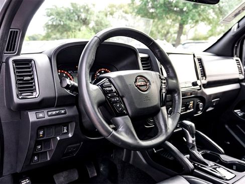 Used 2022 Nissan Frontier Pro-X w/ Pro-X Premium Package image 15