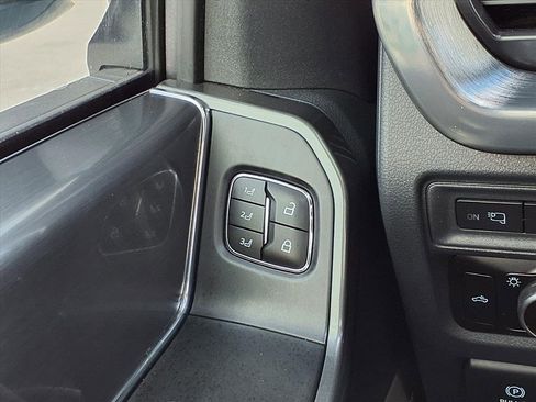 Used 2023 Ford F150 Lariat w/ Equipment Group 502A High image 41