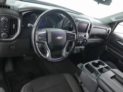 Used 2019 Chevrolet Silverado 1500 LT w/ All-Star Edition image 17