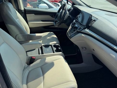 Used 2025 Honda Odyssey EX-L image 7