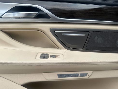 Used 2016 BMW 750i xDrive 750i xDrive AWD 4dr Sedan image 23