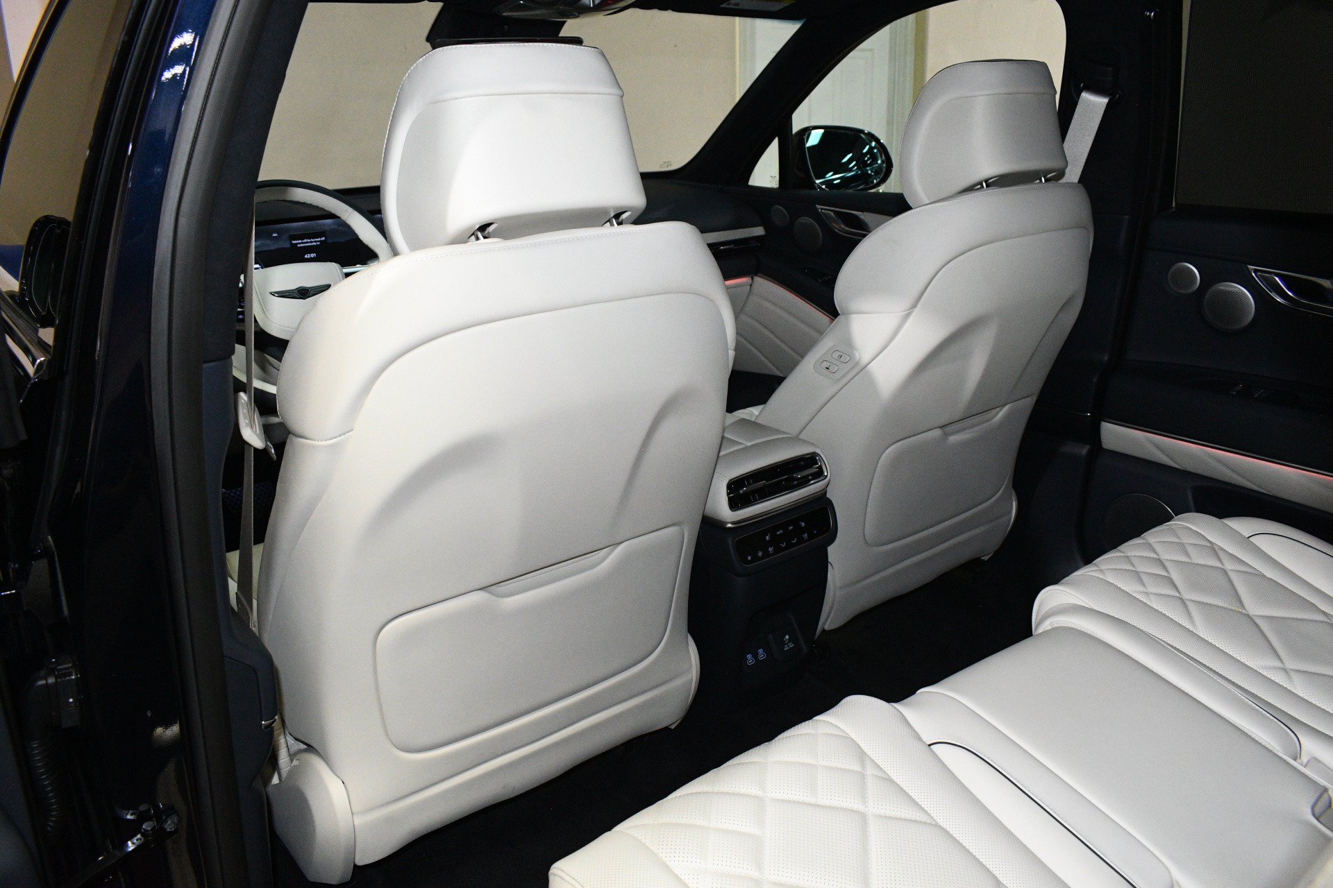 Used 2026 Genesis GV80 3.5T Prestige AWD/4WD image 15