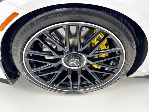 Certified 2022 Mercedes-Benz SL 63 AMG 4MATIC image 32