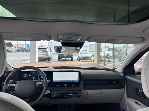 Certified 2025 Hyundai Ioniq 5 Limited AWD/4WD image 26