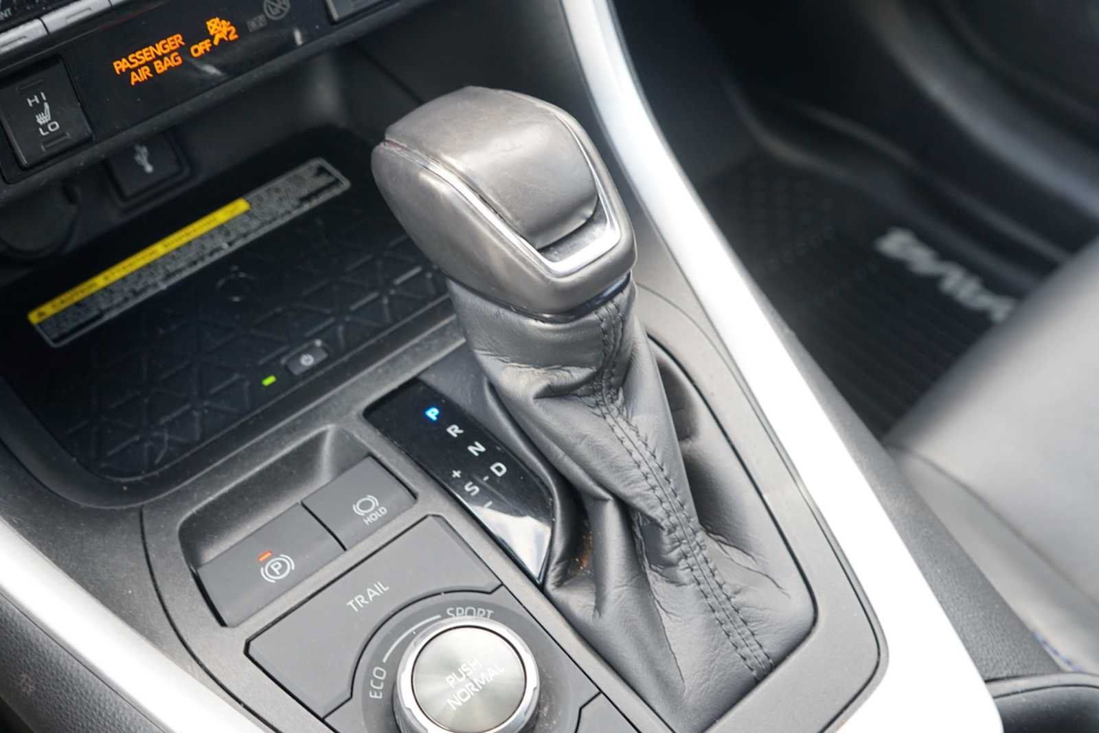 Used 2021 Toyota RAV4 XSE AWD/4WD image 13